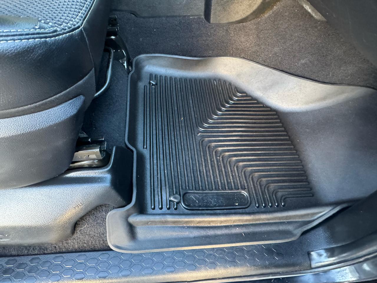 RAM 1500 4WD Crew Cab 140.5" Sport 2013