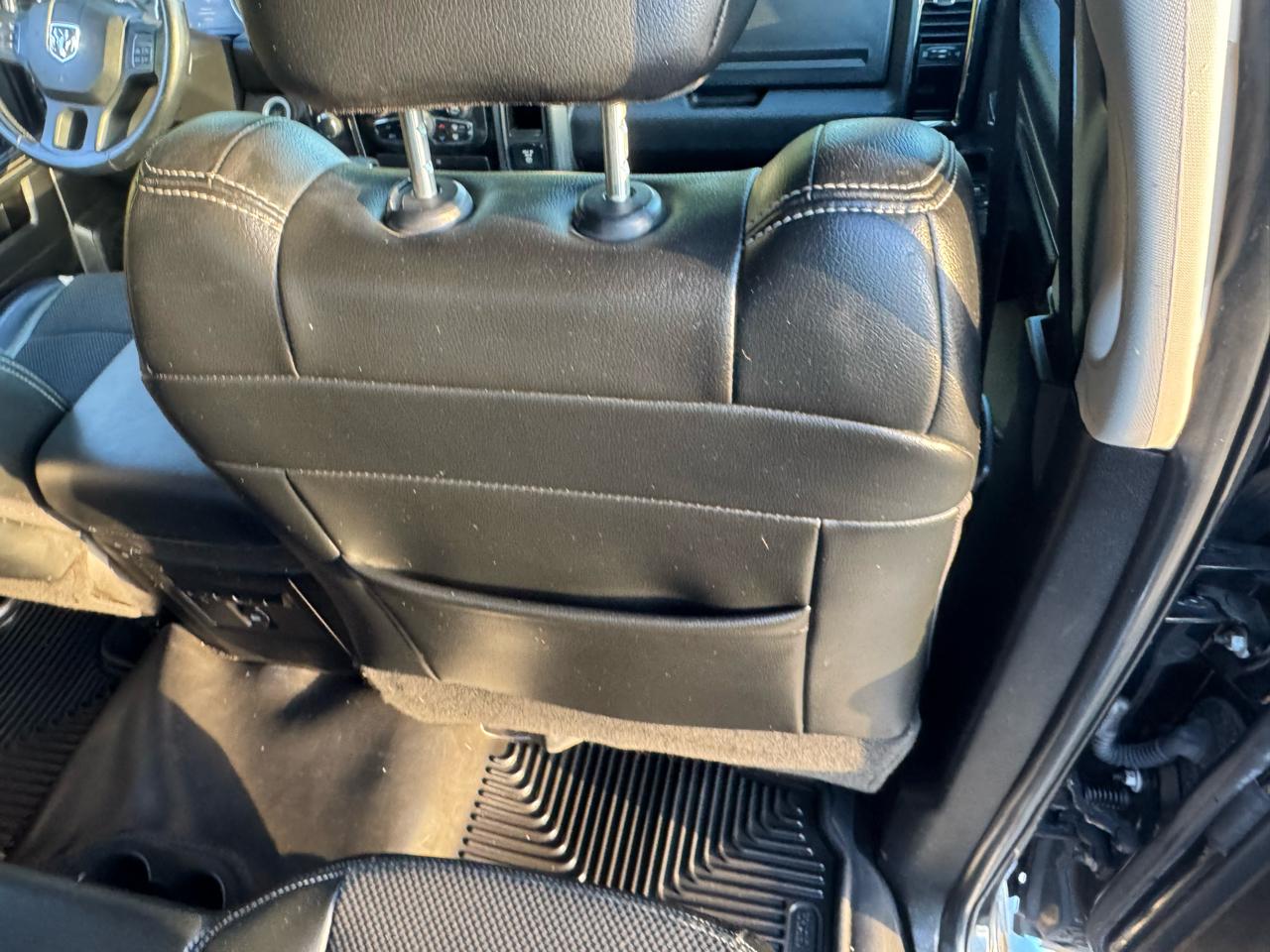 RAM 1500 4WD Crew Cab 140.5" Sport 2013