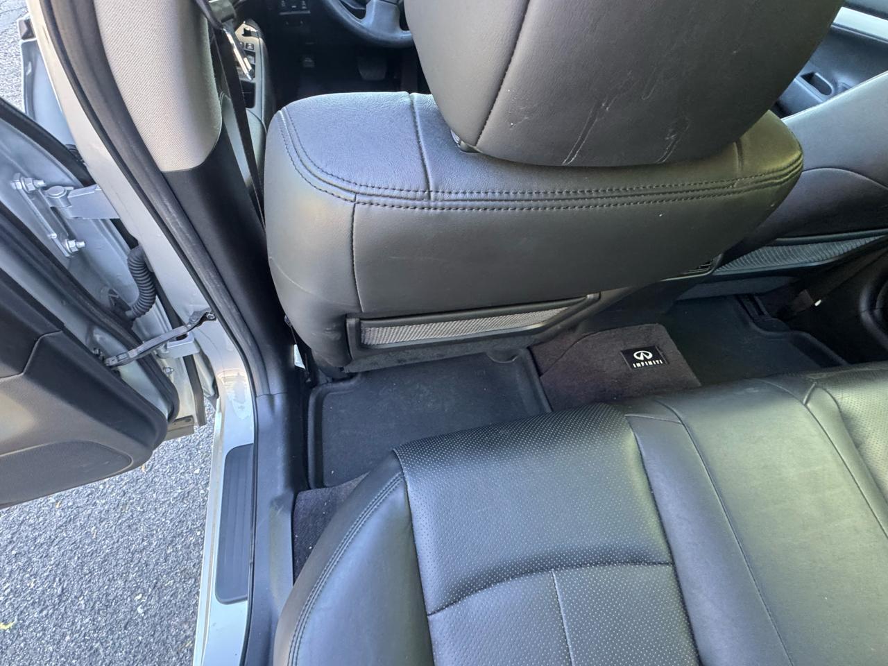 Infiniti G Sedan G37x AWD 2011