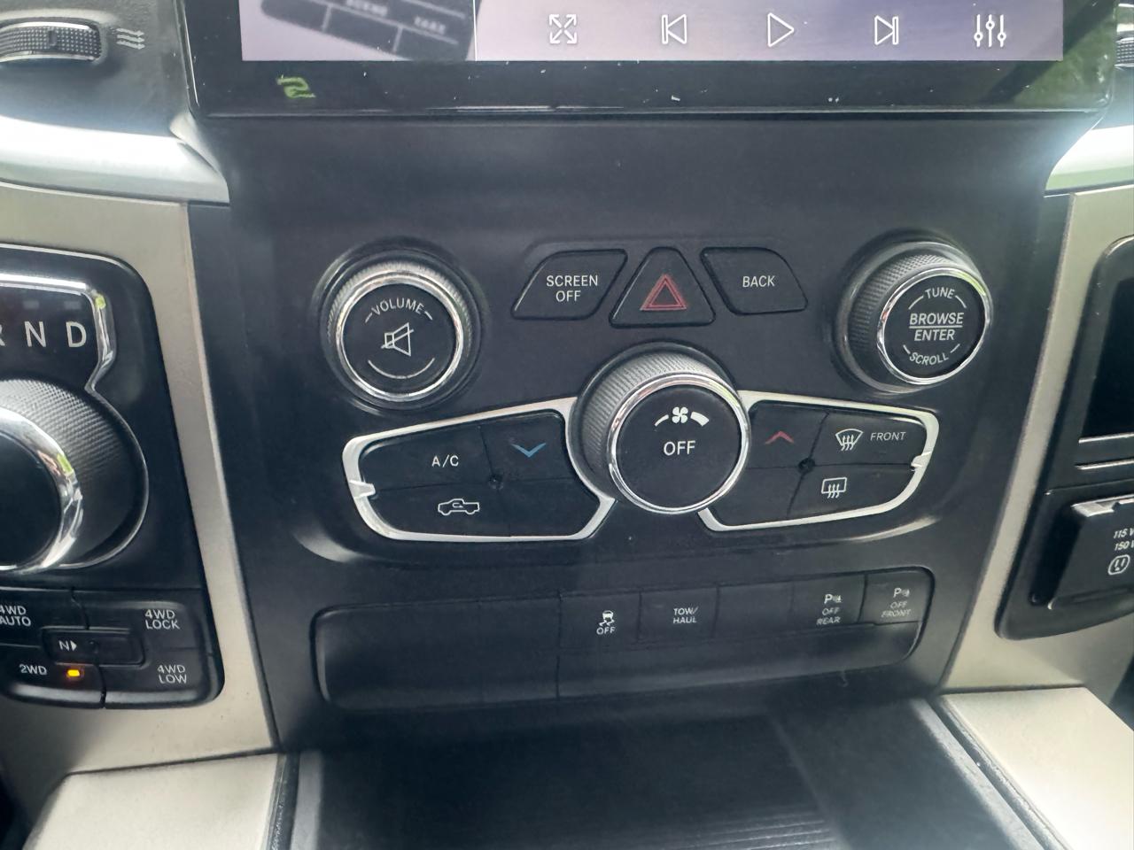 RAM 1500 4WD Quad Cab 140.5" Big Horn 2018