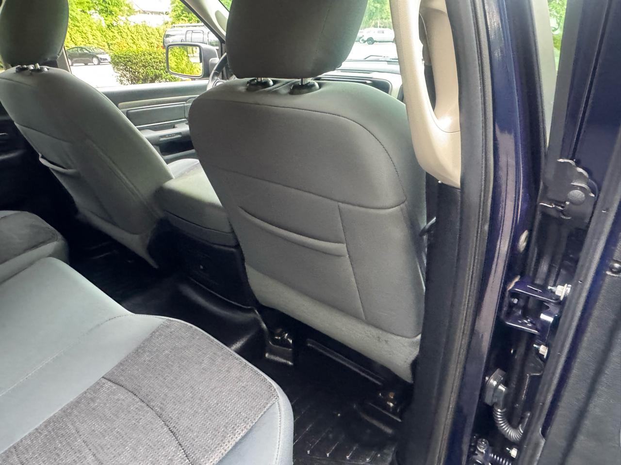 RAM 1500 4WD Quad Cab 140.5" Big Horn 2018