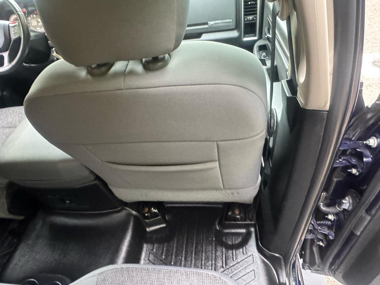 RAM 1500 4WD Quad Cab 140.5" Big Horn 2018