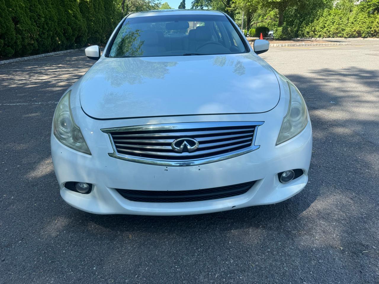 Infiniti G Sedan G37x AWD 2010