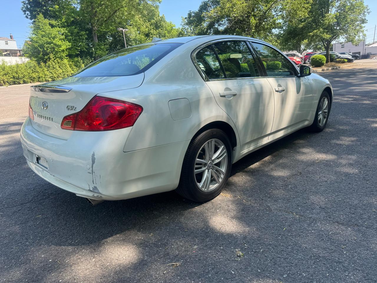 Infiniti G Sedan G37x AWD 2010