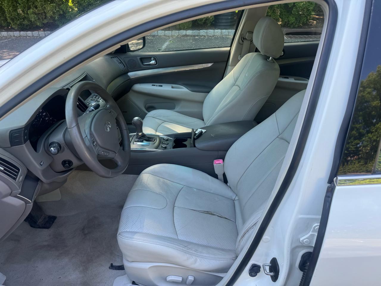 Infiniti G Sedan G37x AWD 2010
