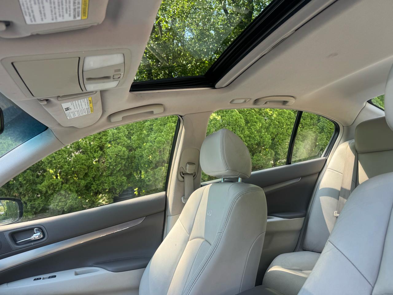 Infiniti G Sedan G37x AWD 2010