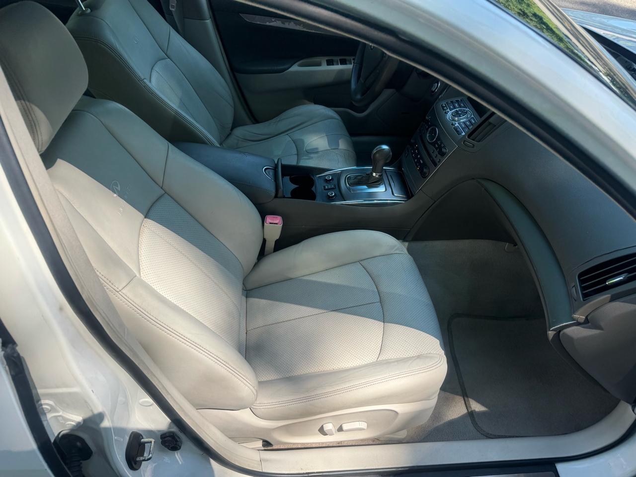 Infiniti G Sedan G37x AWD 2010