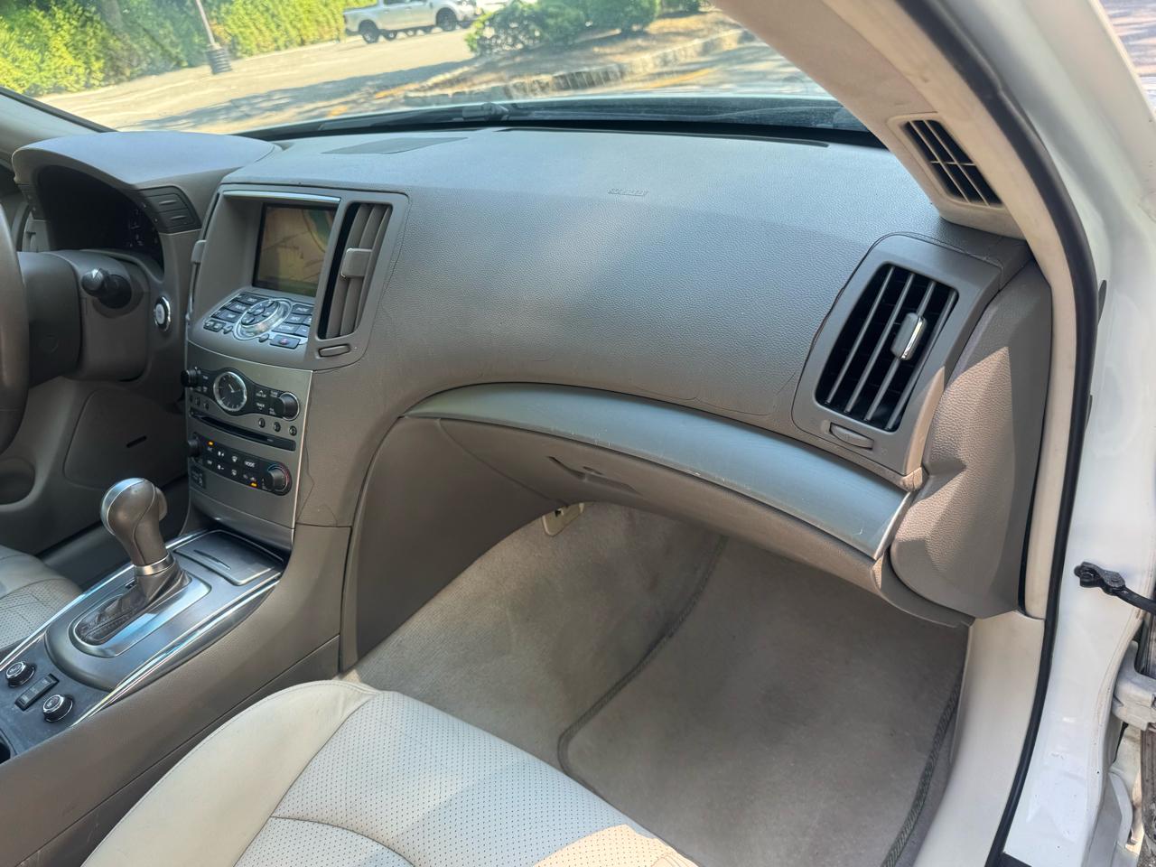 Infiniti G Sedan G37x AWD 2010