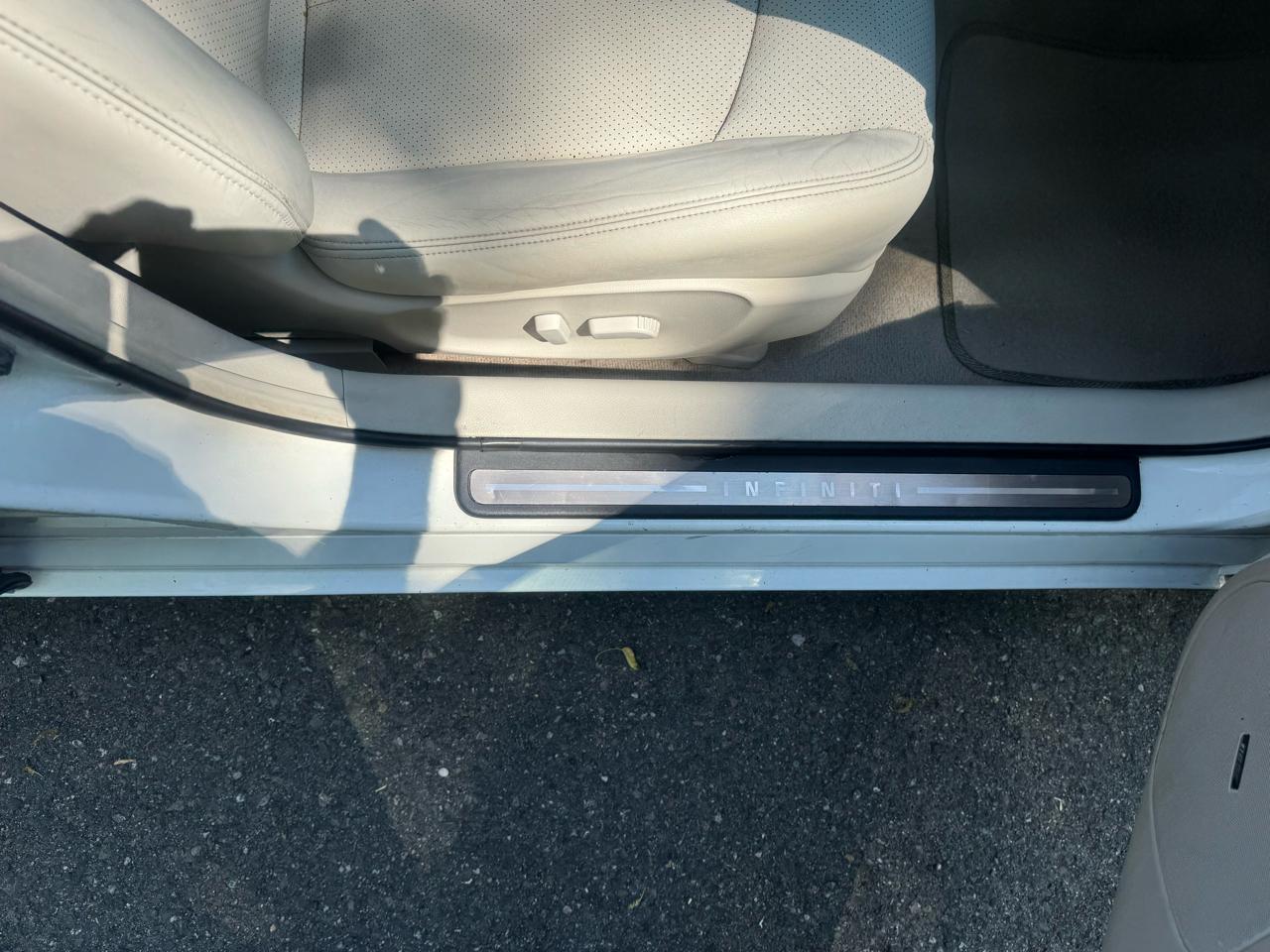 Infiniti G Sedan G37x AWD 2010