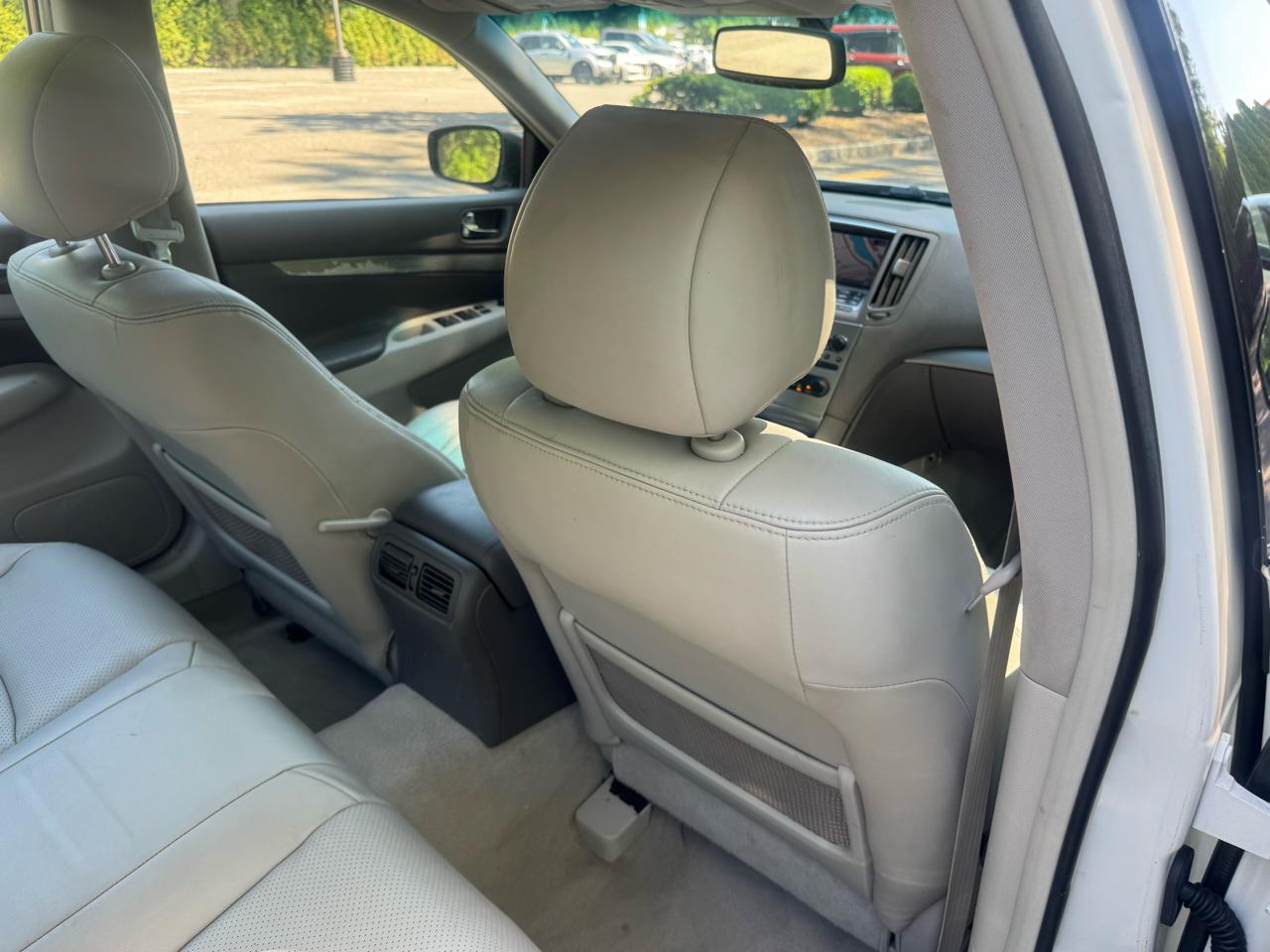 Infiniti G Sedan G37x AWD 2010
