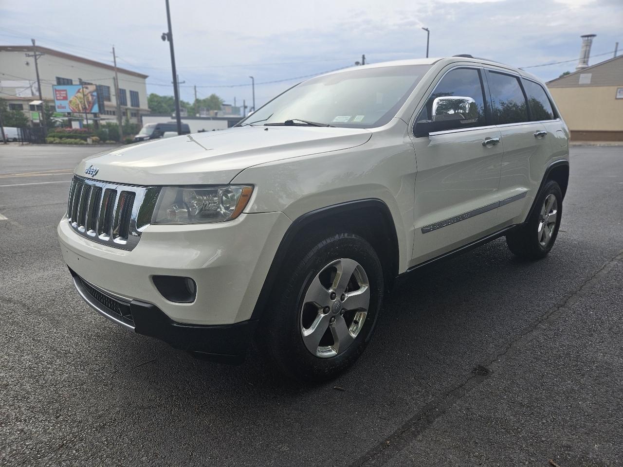 Jeep Grand Cherokee Limited 4WD 2011