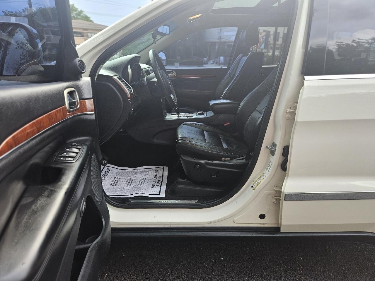 Jeep Grand Cherokee Limited 4WD 2011