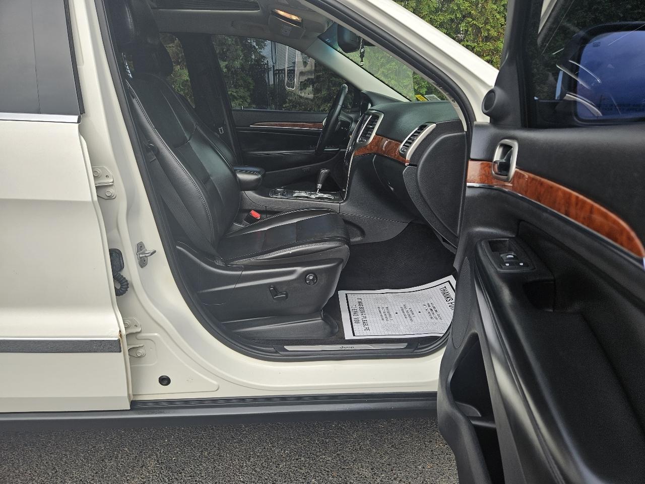 Jeep Grand Cherokee Limited 4WD 2011