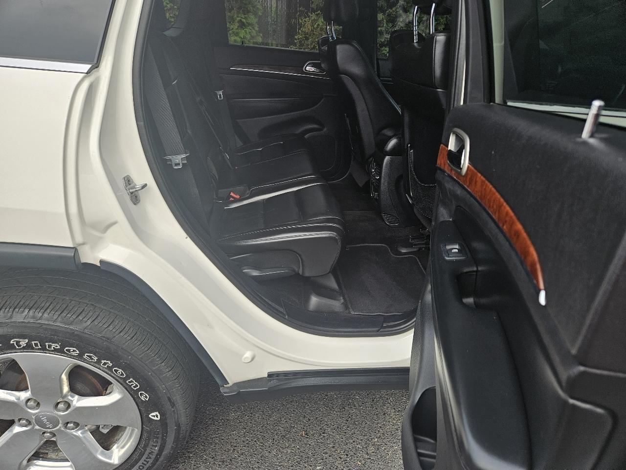 Jeep Grand Cherokee Limited 4WD 2011