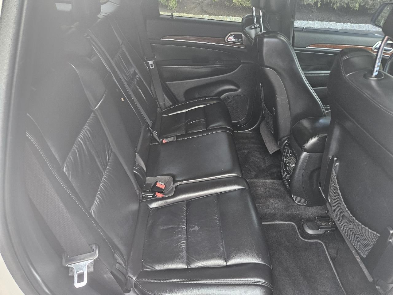 Jeep Grand Cherokee Limited 4WD 2011