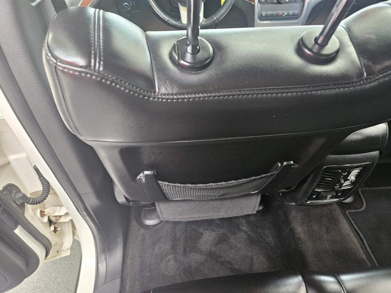 Jeep Grand Cherokee Limited 4WD 2011