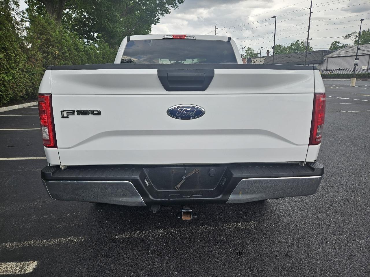 Ford F-150 4WD SuperCrew 139" XLT 2017