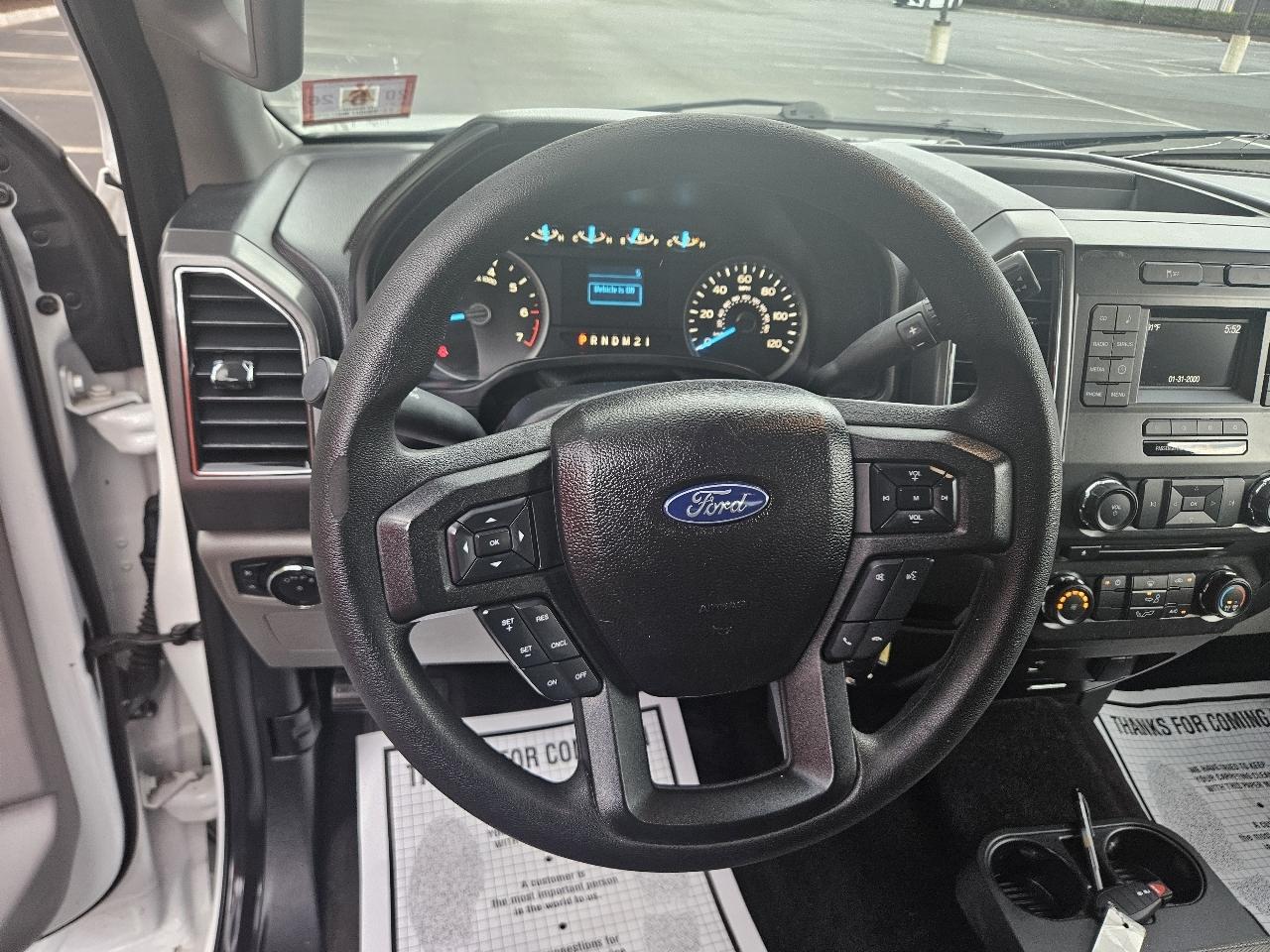 Ford F-150 4WD SuperCrew 139" XLT 2017