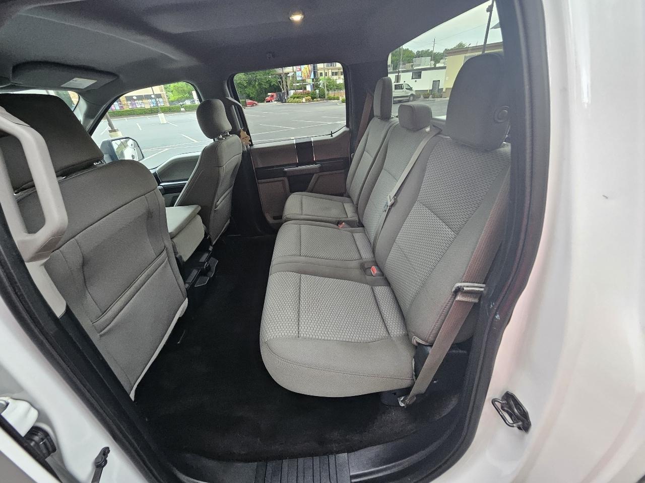 Ford F-150 4WD SuperCrew 139" XLT 2017