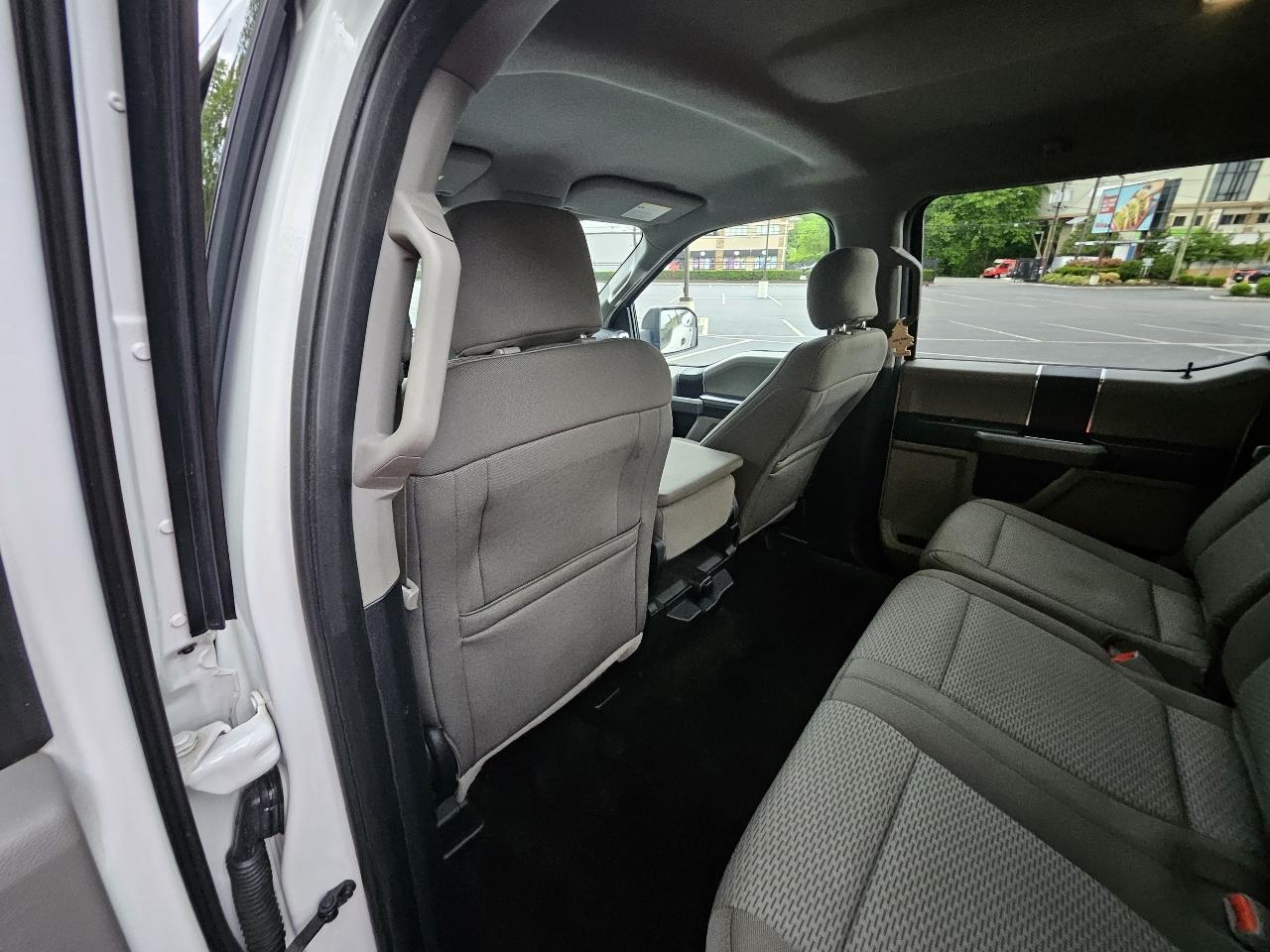 Ford F-150 4WD SuperCrew 139" XLT 2017
