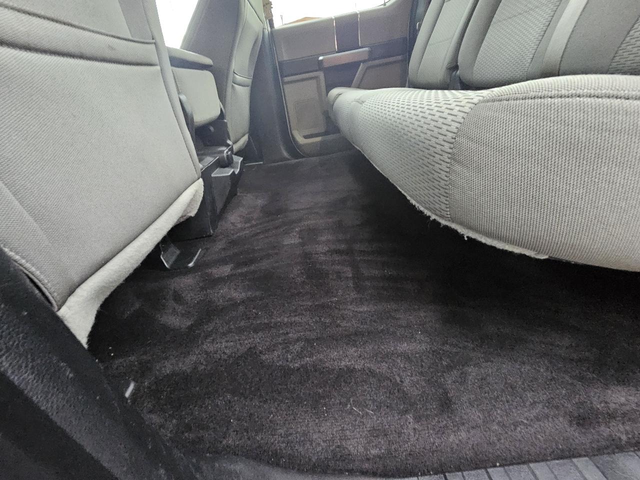 Ford F-150 4WD SuperCrew 139" XLT 2017