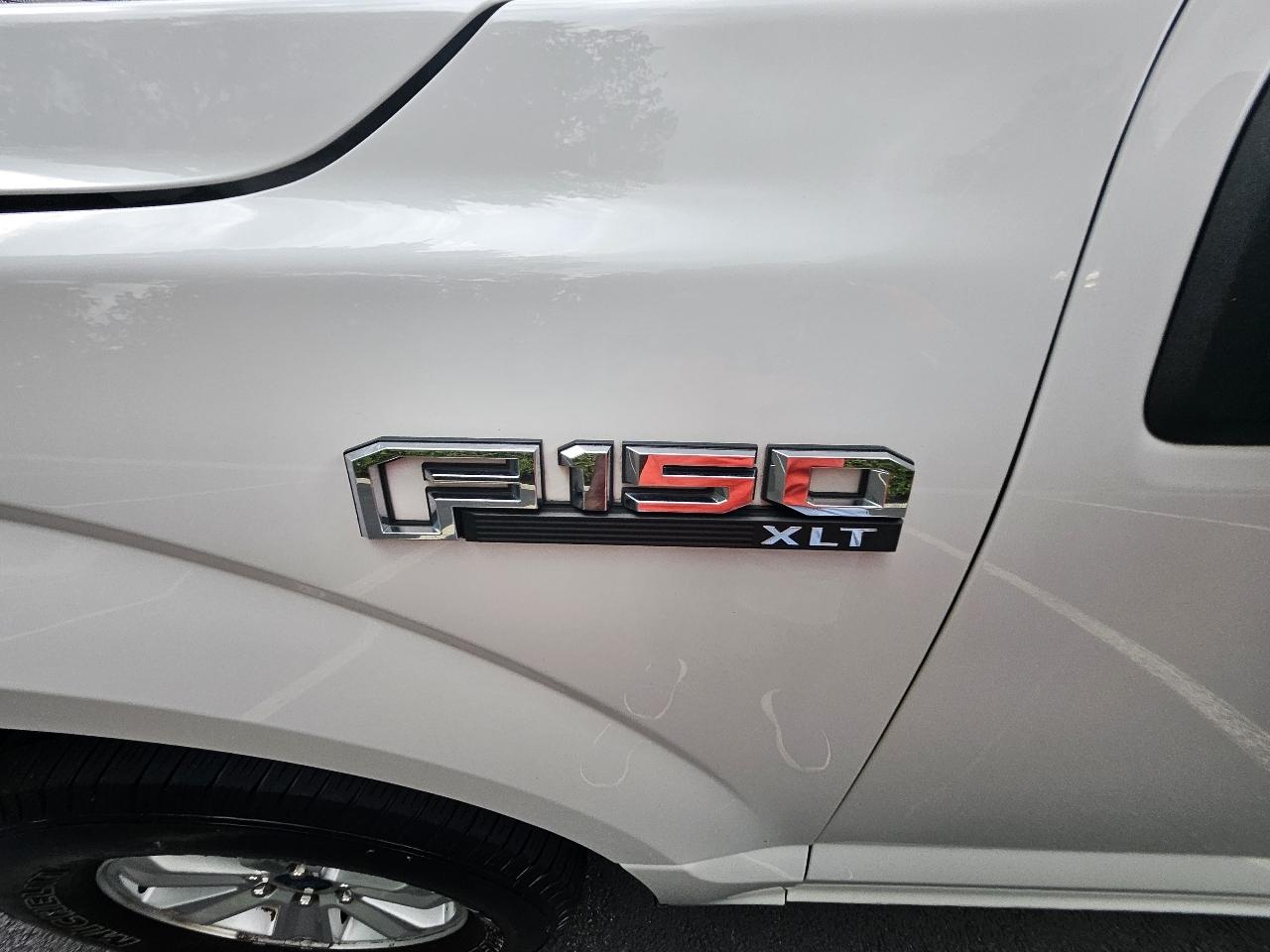 Ford F-150 4WD SuperCrew 139" XLT 2017