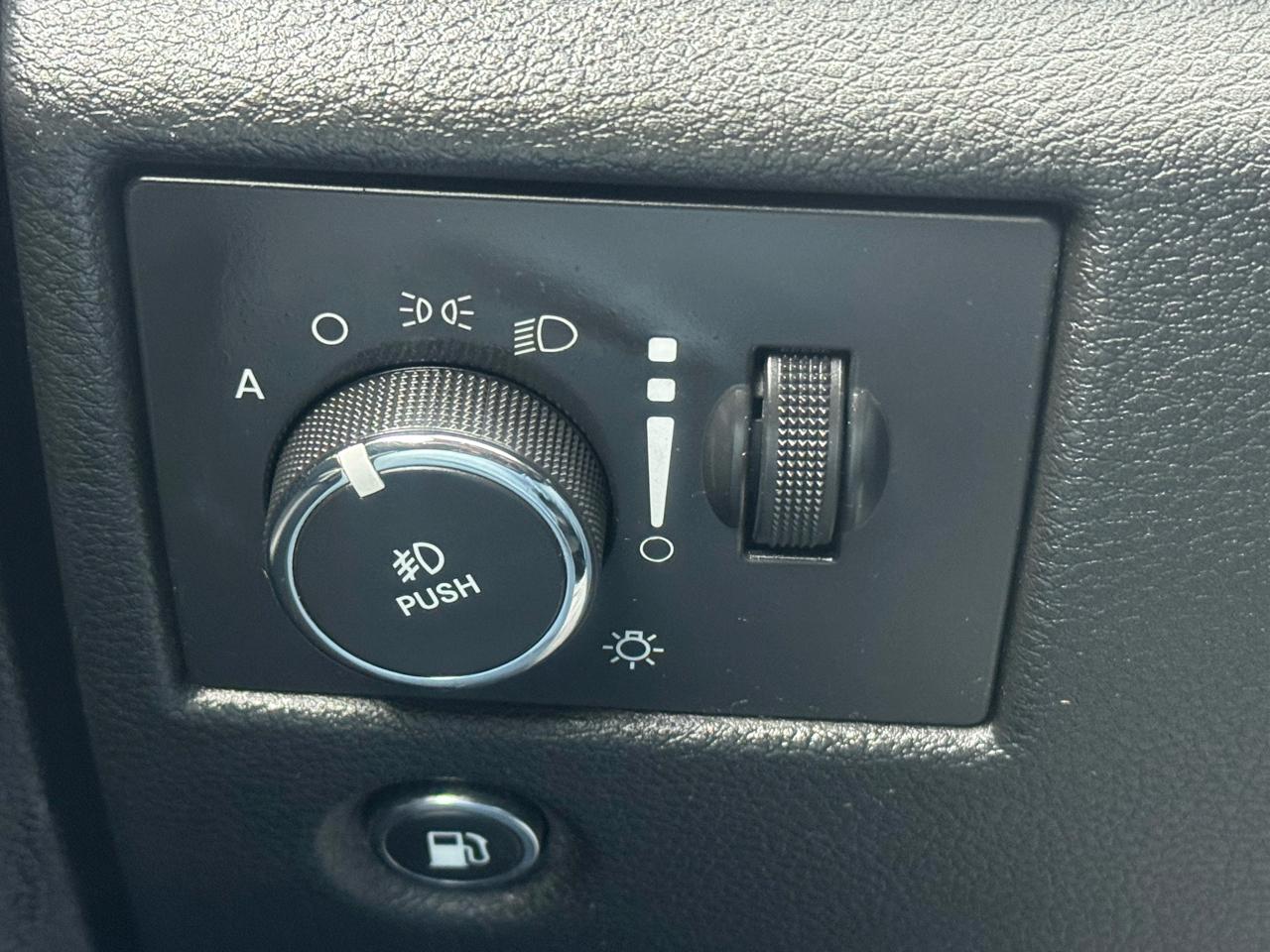 Jeep Grand Cherokee Limited 4WD 2015
