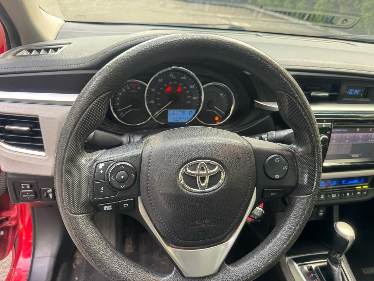 Toyota Corolla S Premium CVT 2015