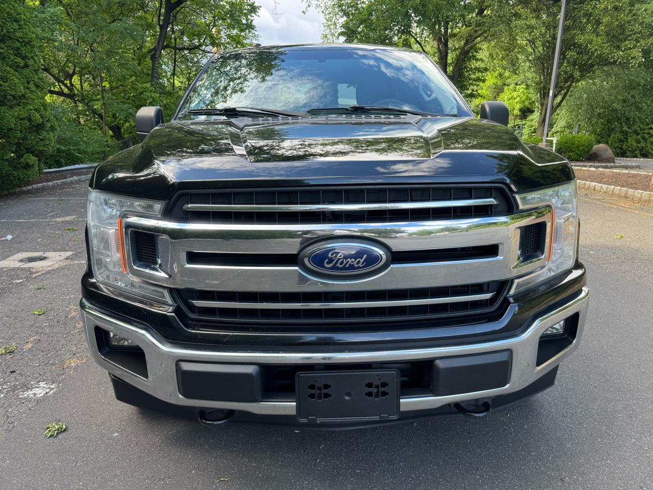Ford F-150 4WD SuperCrew 139" XLT 2018