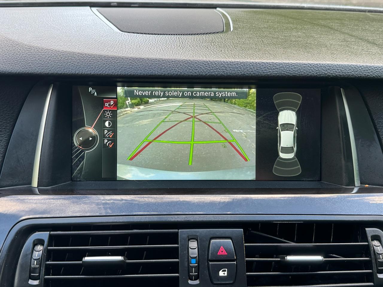 BMW 5-Series 528i xDrive 2014