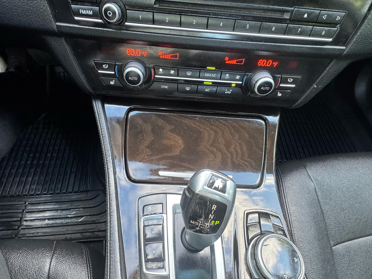 BMW 5-Series 528i xDrive 2014