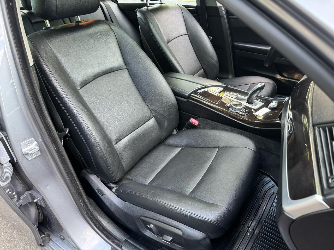 BMW 5-Series 528i xDrive 2014
