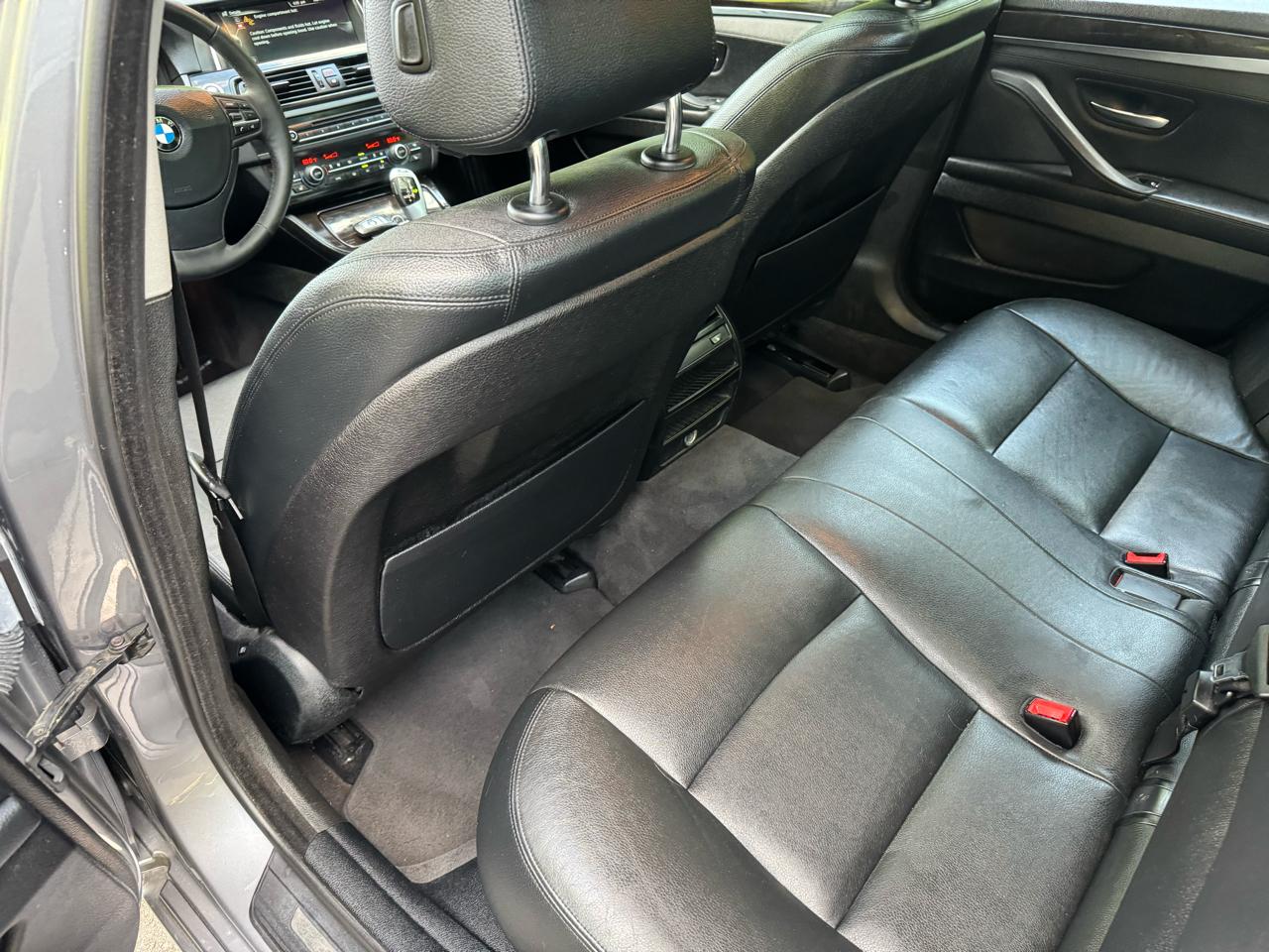 BMW 5-Series 528i xDrive 2014