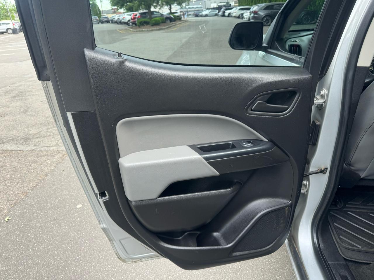 Chevrolet Colorado 1LT Crew Cab 4WD 2018