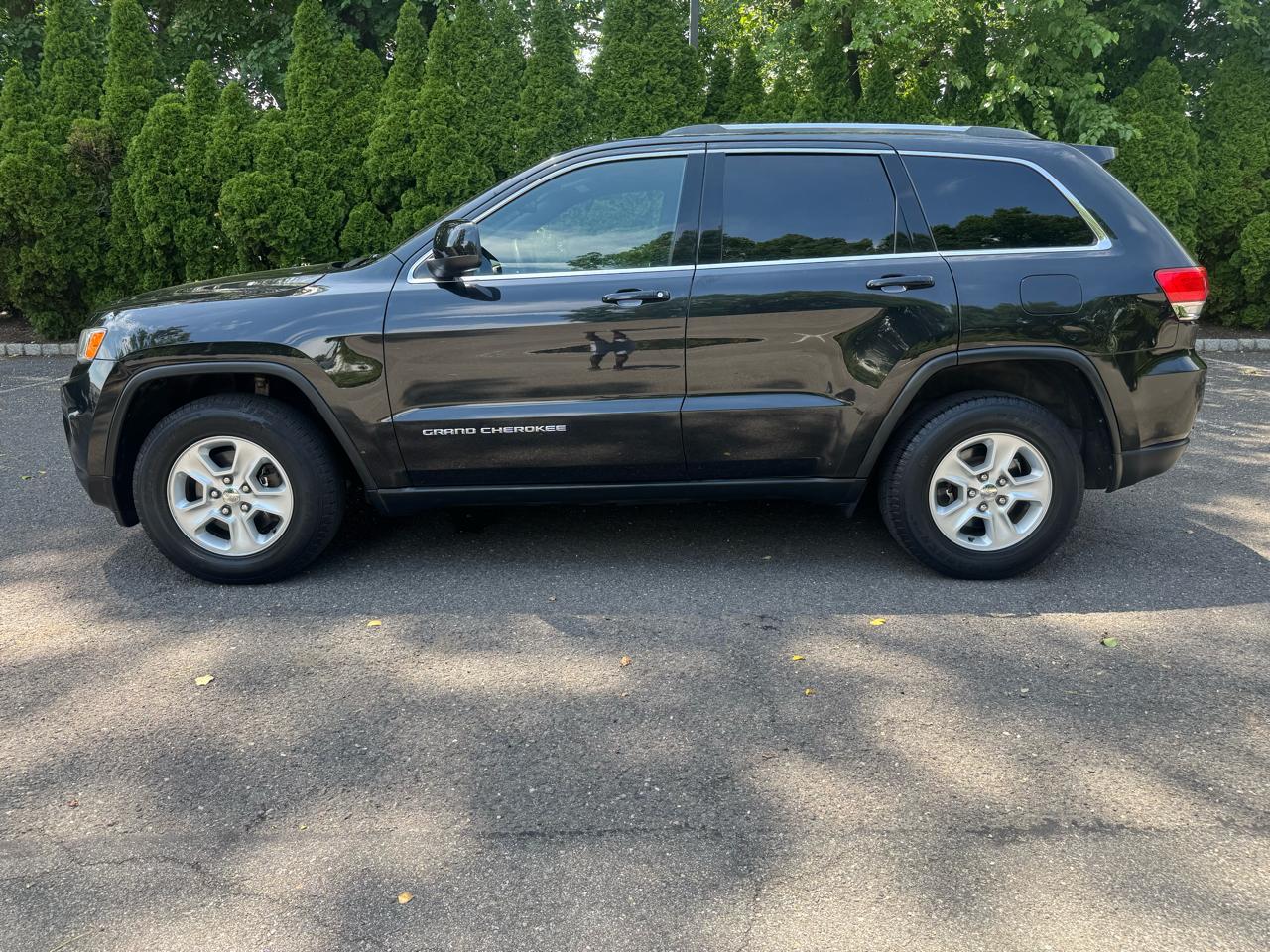 Jeep Grand Cherokee Laredo 4WD 2016