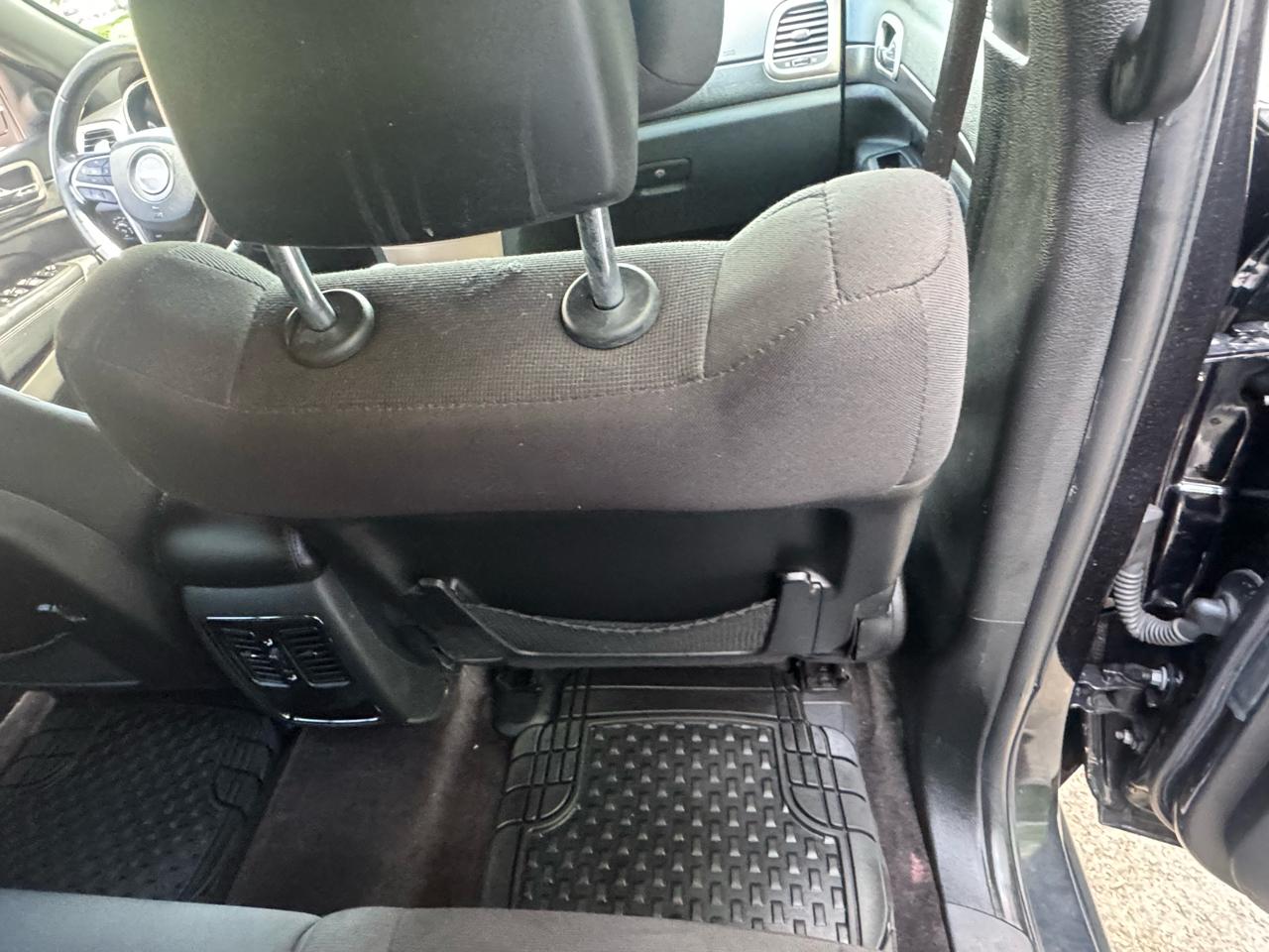 Jeep Grand Cherokee Laredo 4WD 2016