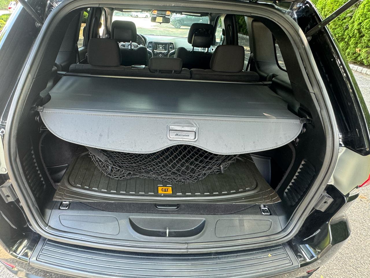 Jeep Grand Cherokee Laredo 4WD 2016