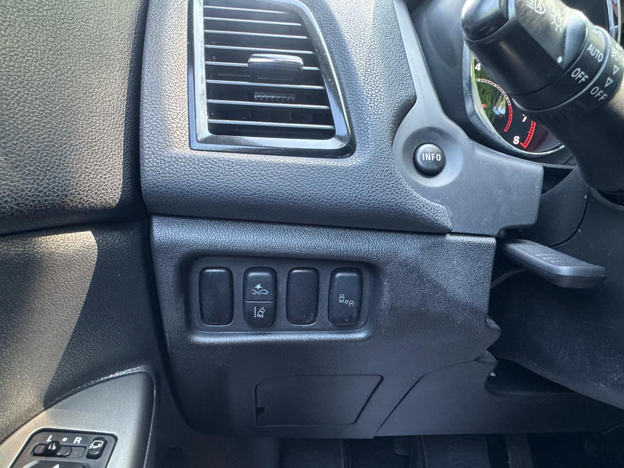 Mitsubishi Outlander Sport 2.0 ES AWD 2021
