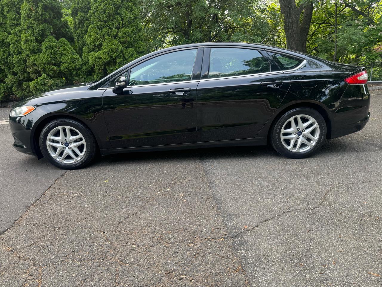 Ford Fusion SE 2016