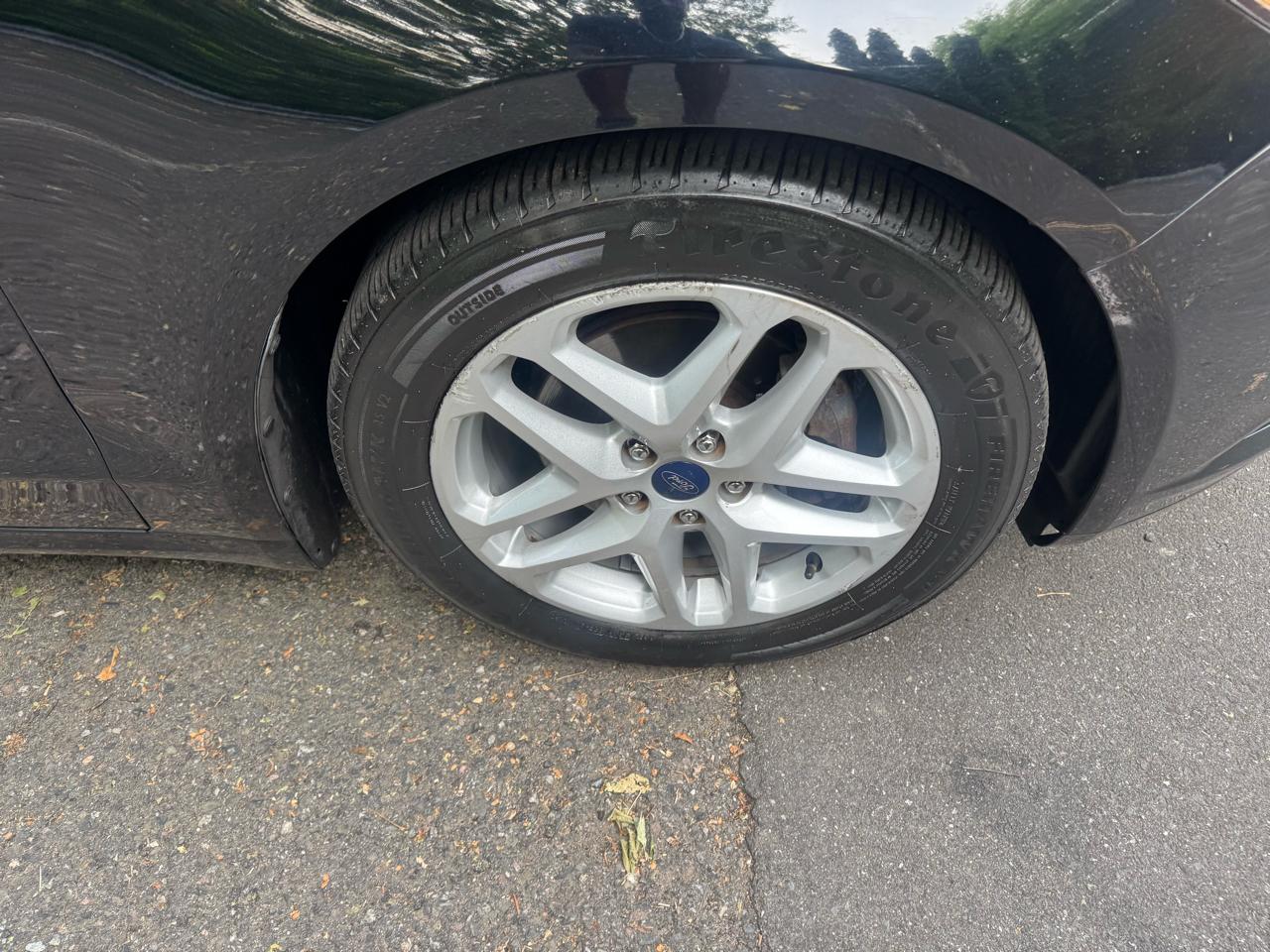 Ford Fusion SE 2016