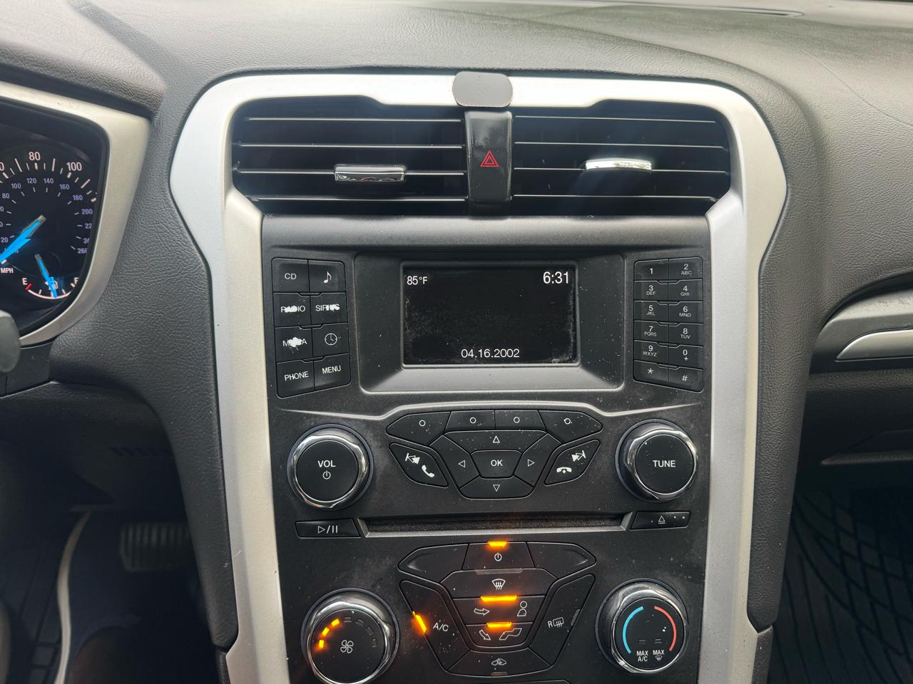 Ford Fusion SE 2016