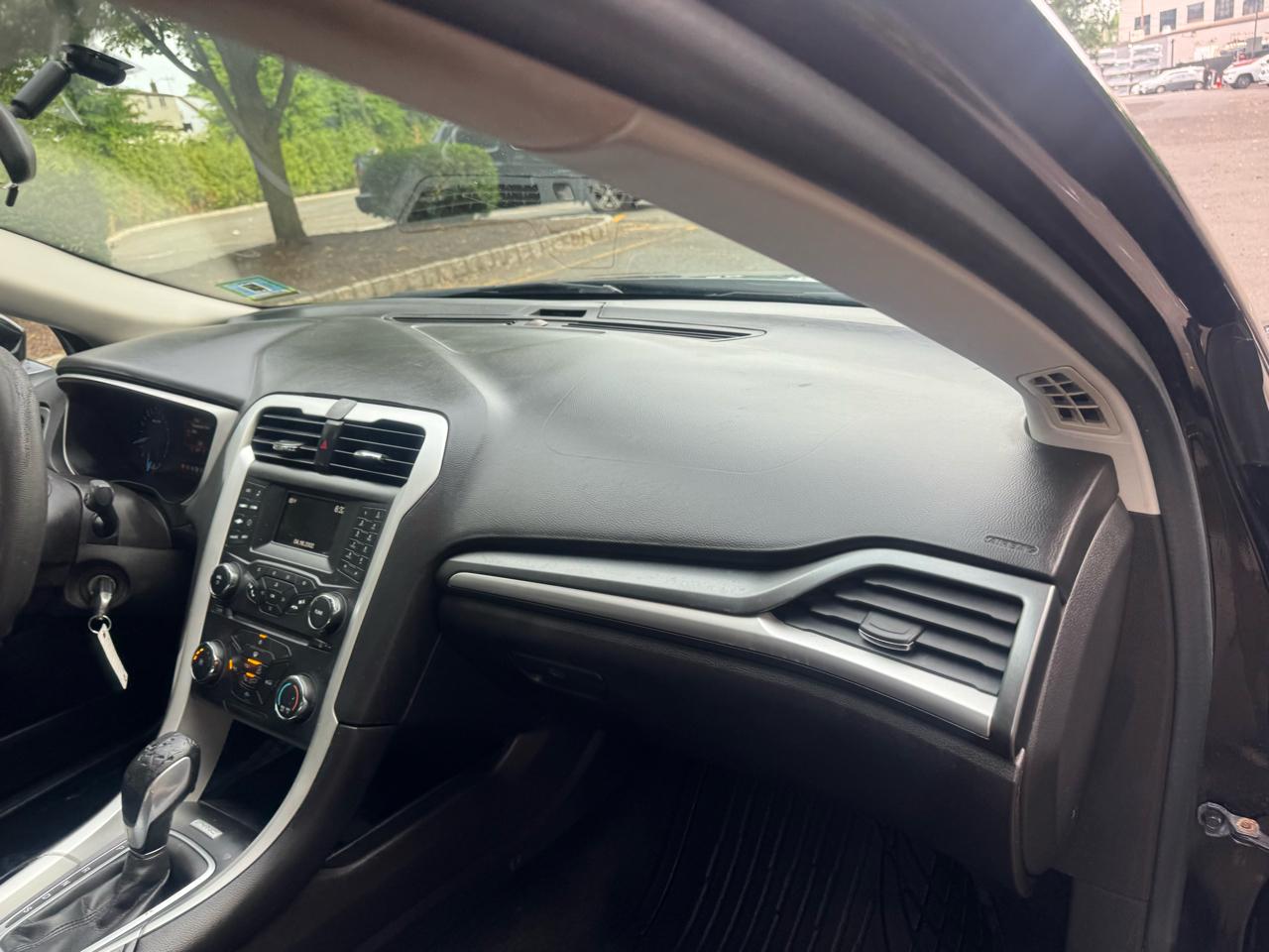 Ford Fusion SE 2016