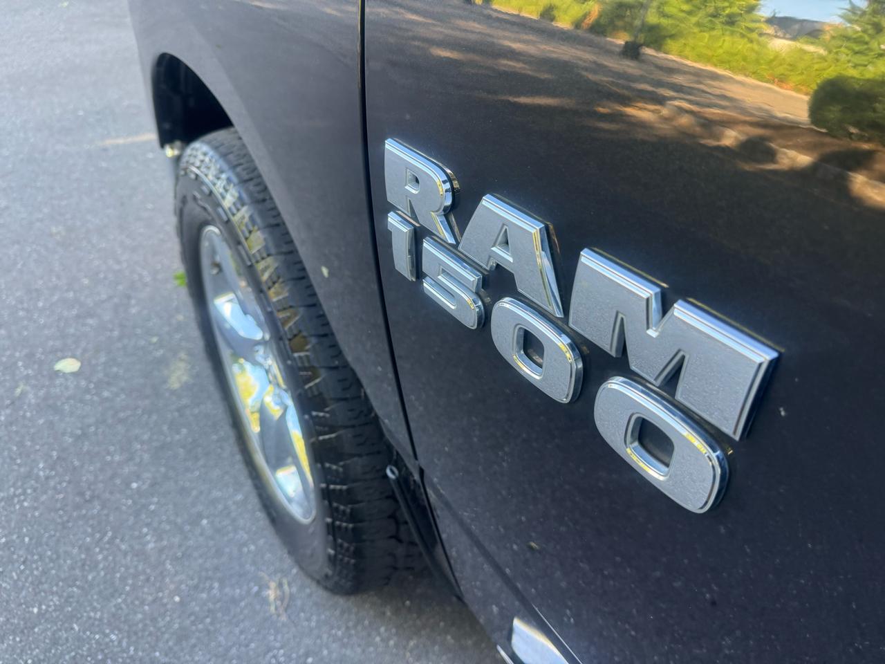 RAM 1500 4WD Crew Cab 140.5" Big Horn 2017