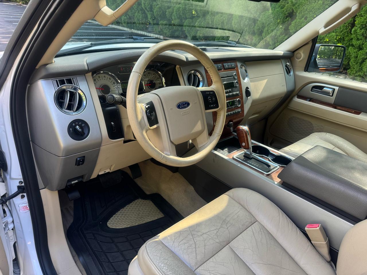 Ford Expedition Eddie Bauer 4WD 2010