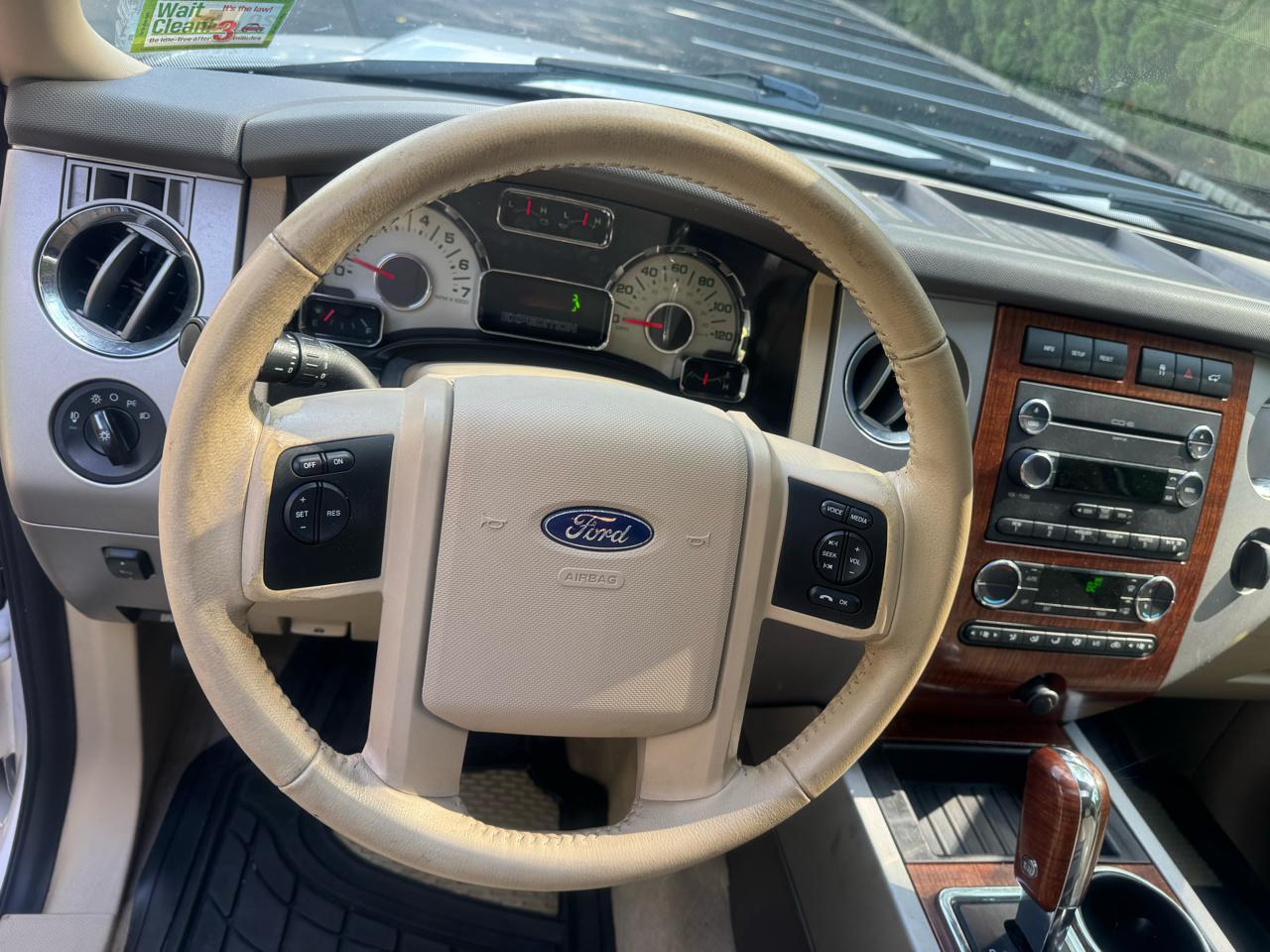 Ford Expedition Eddie Bauer 4WD 2010