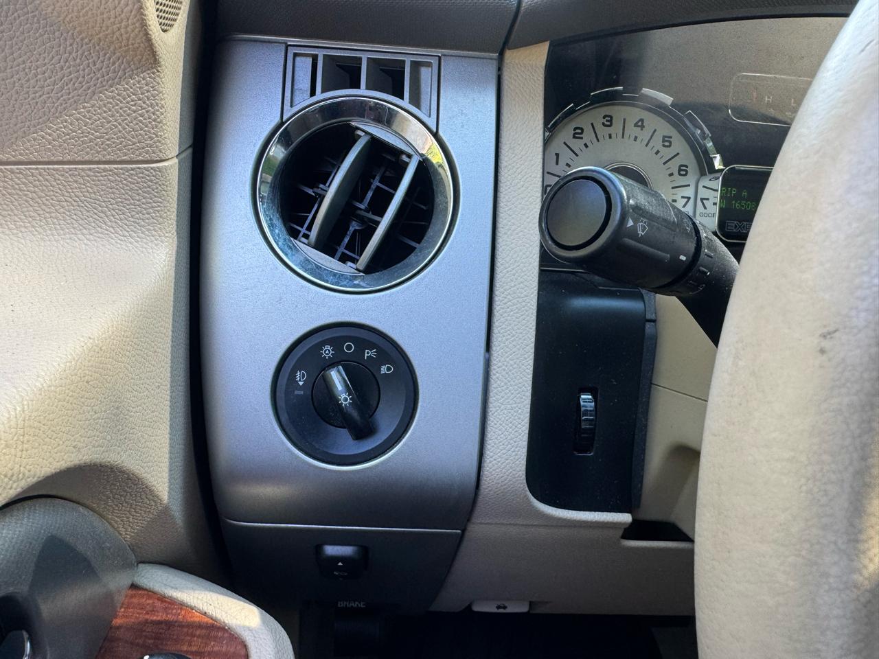 Ford Expedition Eddie Bauer 4WD 2010