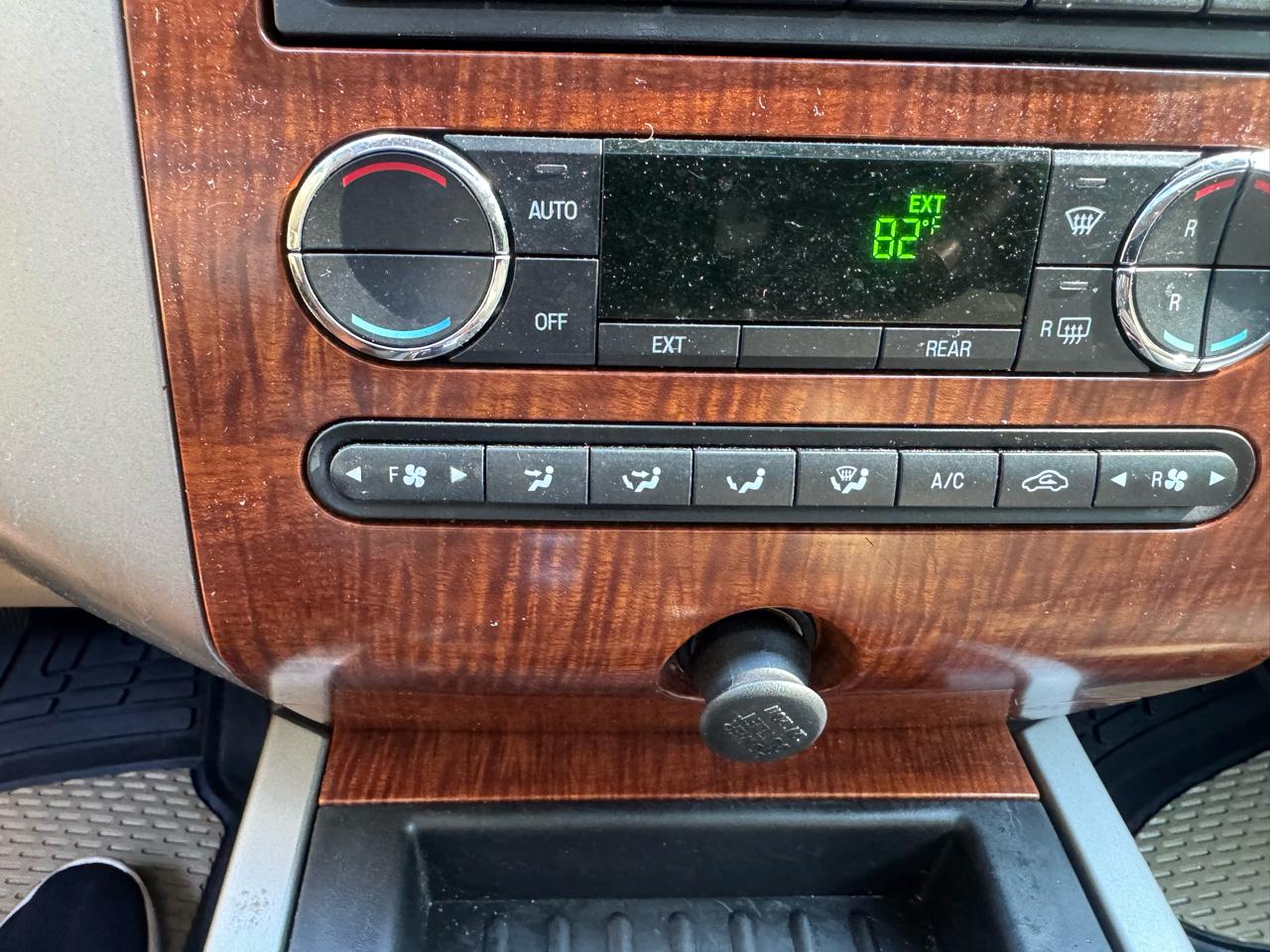 Ford Expedition Eddie Bauer 4WD 2010