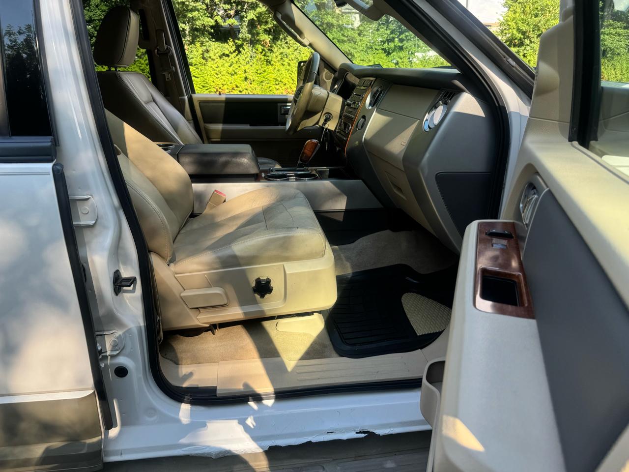Ford Expedition Eddie Bauer 4WD 2010