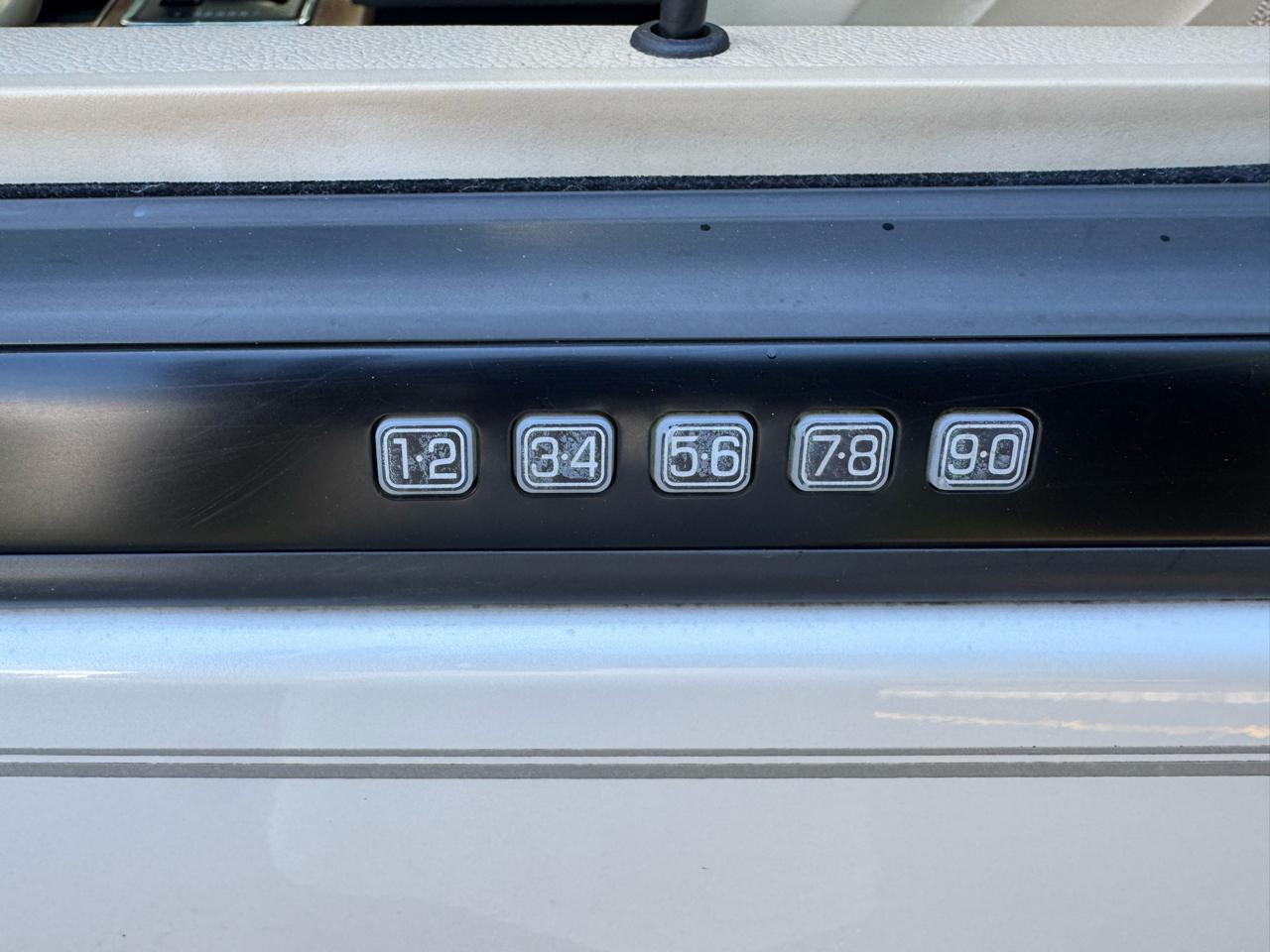 Ford Expedition Eddie Bauer 4WD 2010