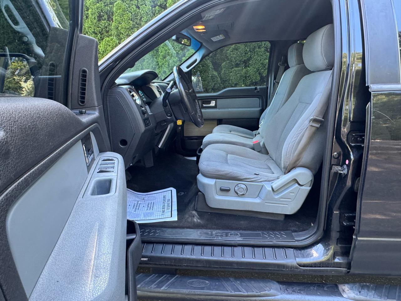 Ford F-150 SuperCrew 139" XLT 4WD 2014